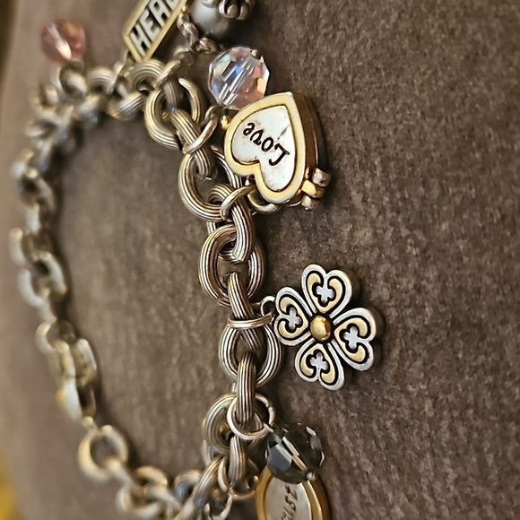 BRIGHTON 2006 Power of the Pink Charm Bracelet - Picture 4 of 9